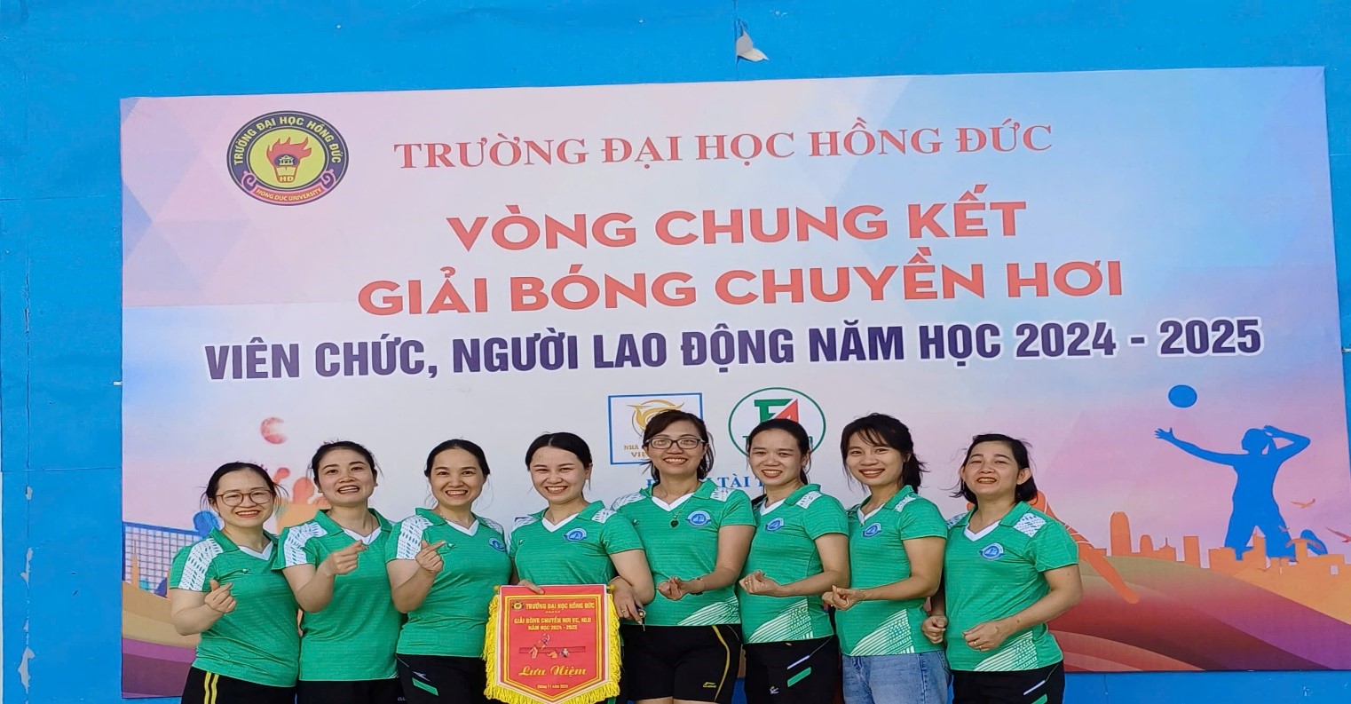 Khoa Kinh tế - QTKD tham gia giải Bóng chuyền hơi Viên chức - NLĐ năm học 2024-2025